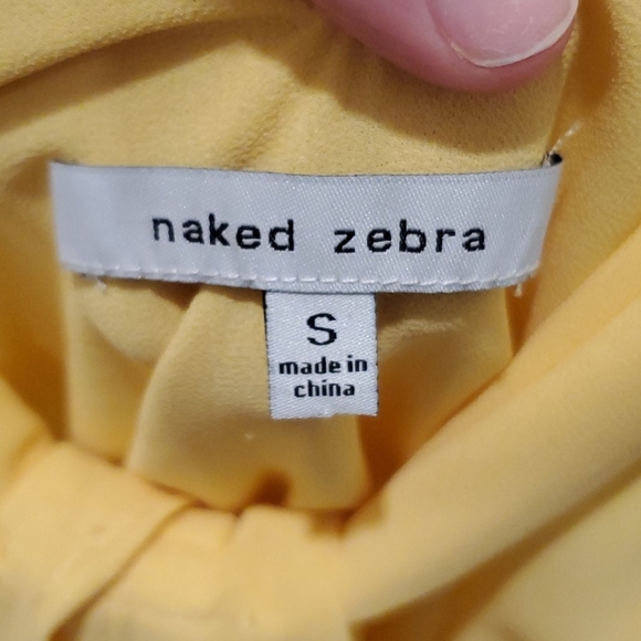 Yellow sleeveless top - Picture 2 of 6